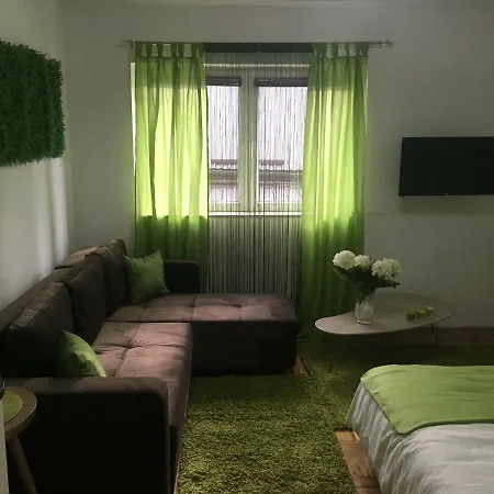 Apartment Green *